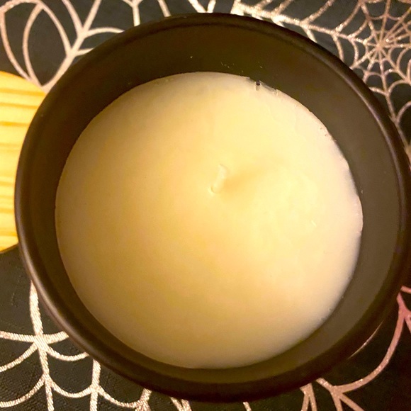 Hocus Pocus Pumpkin Latte Candle - Picture 2 of 3